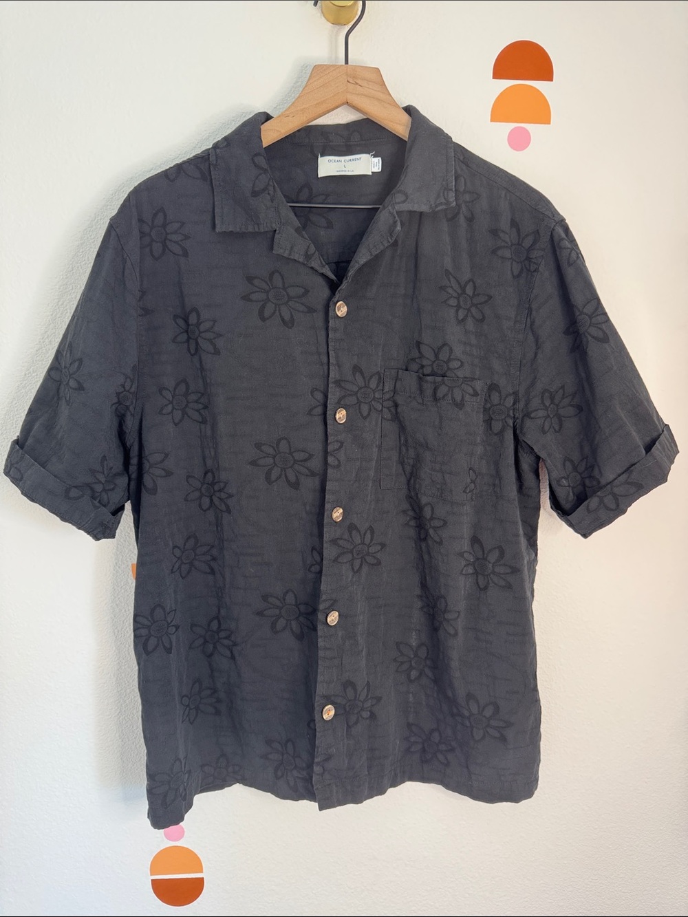 Ocean Current Black Floral Short-Sleeve Button-Down Shirt N0321